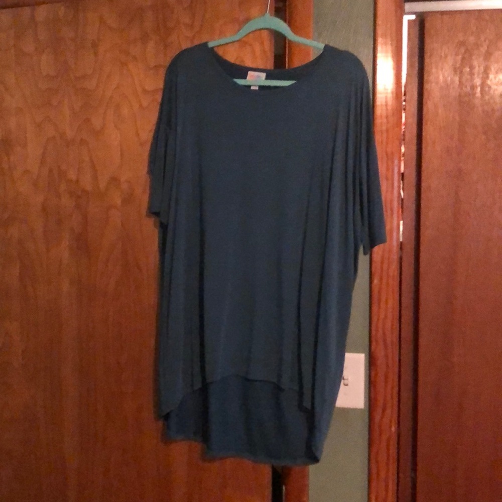 Medium Lularoe Irma